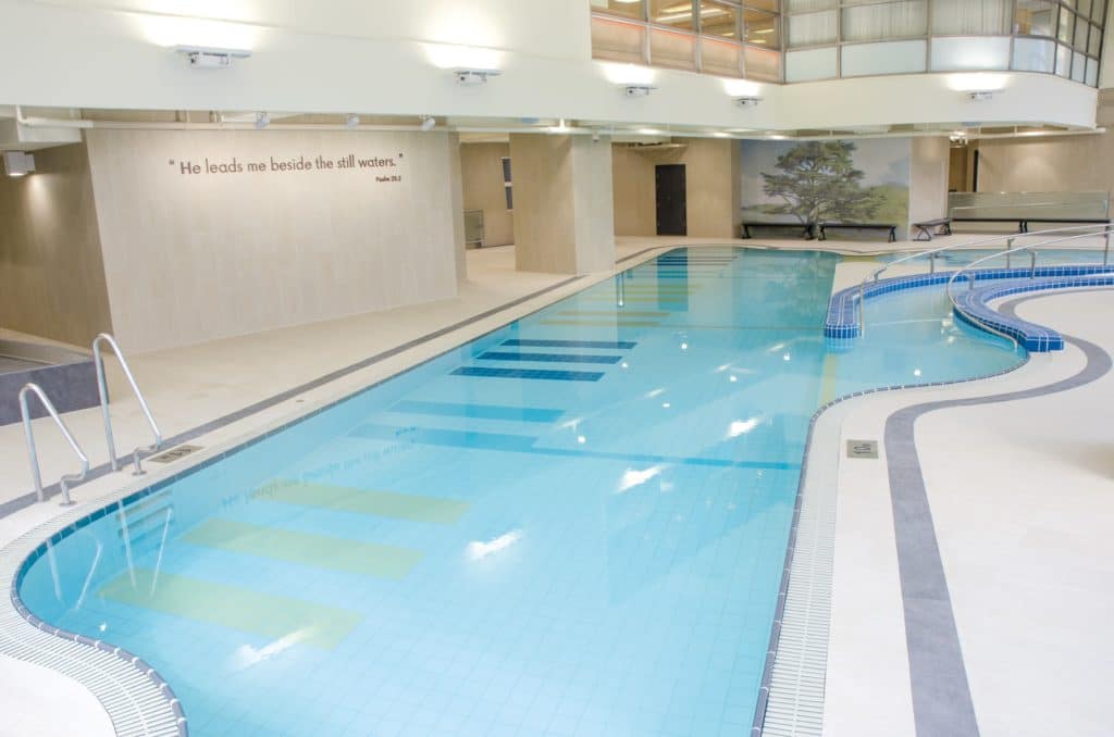 YMCA 酒店游泳池