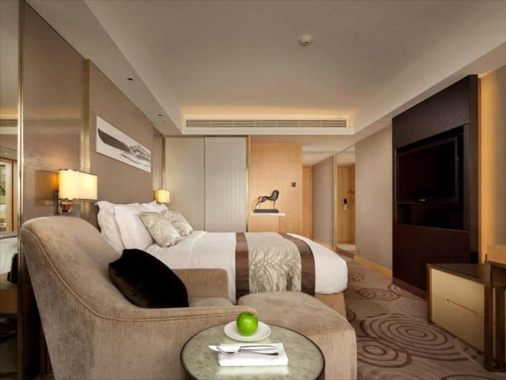 香港帝苑酒店-Royal-Garden-Hotel-Hong-Kong