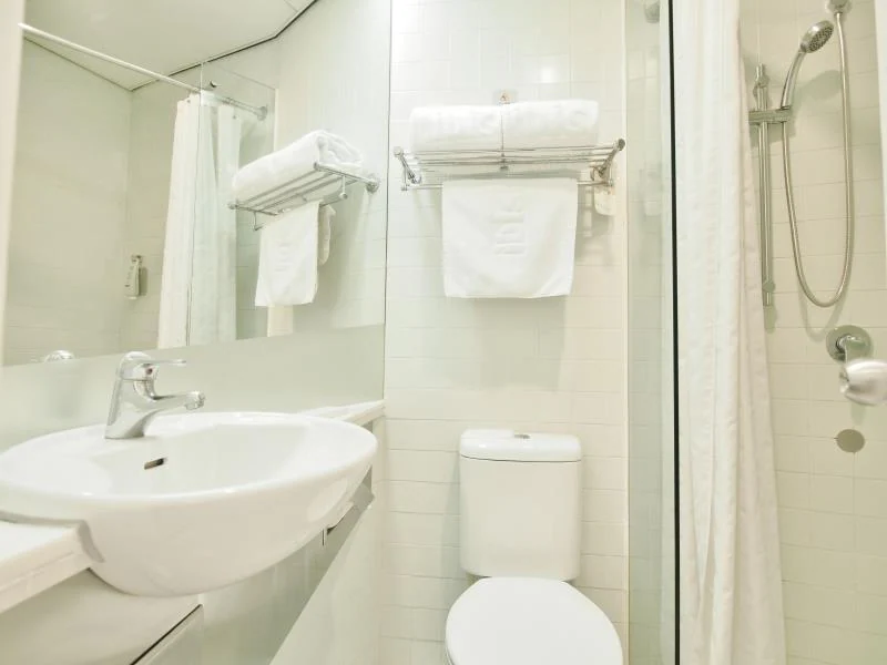 宜必思香港北角酒店 浴室