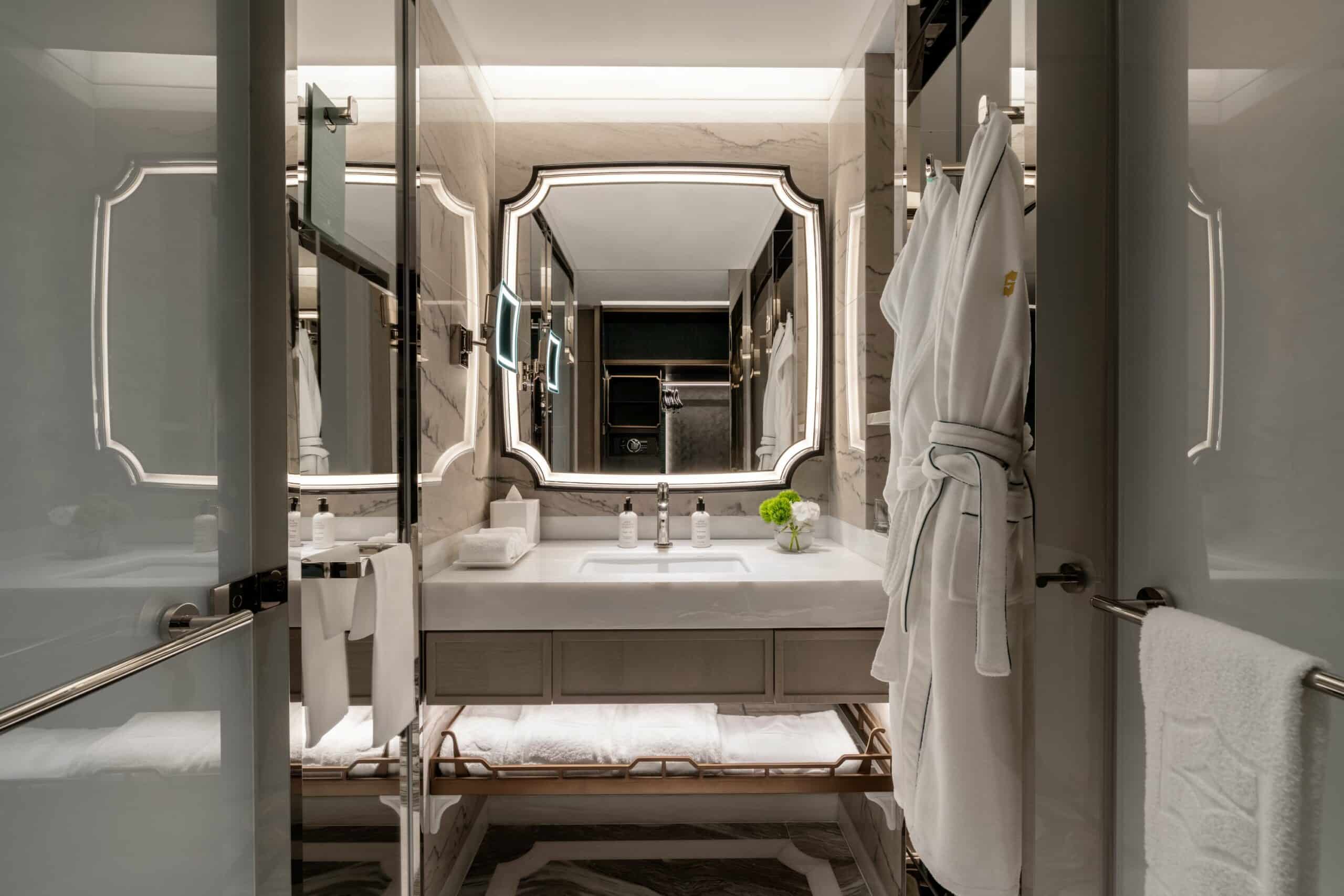 港島香格里拉酒店特級尊貴山景客房浴室