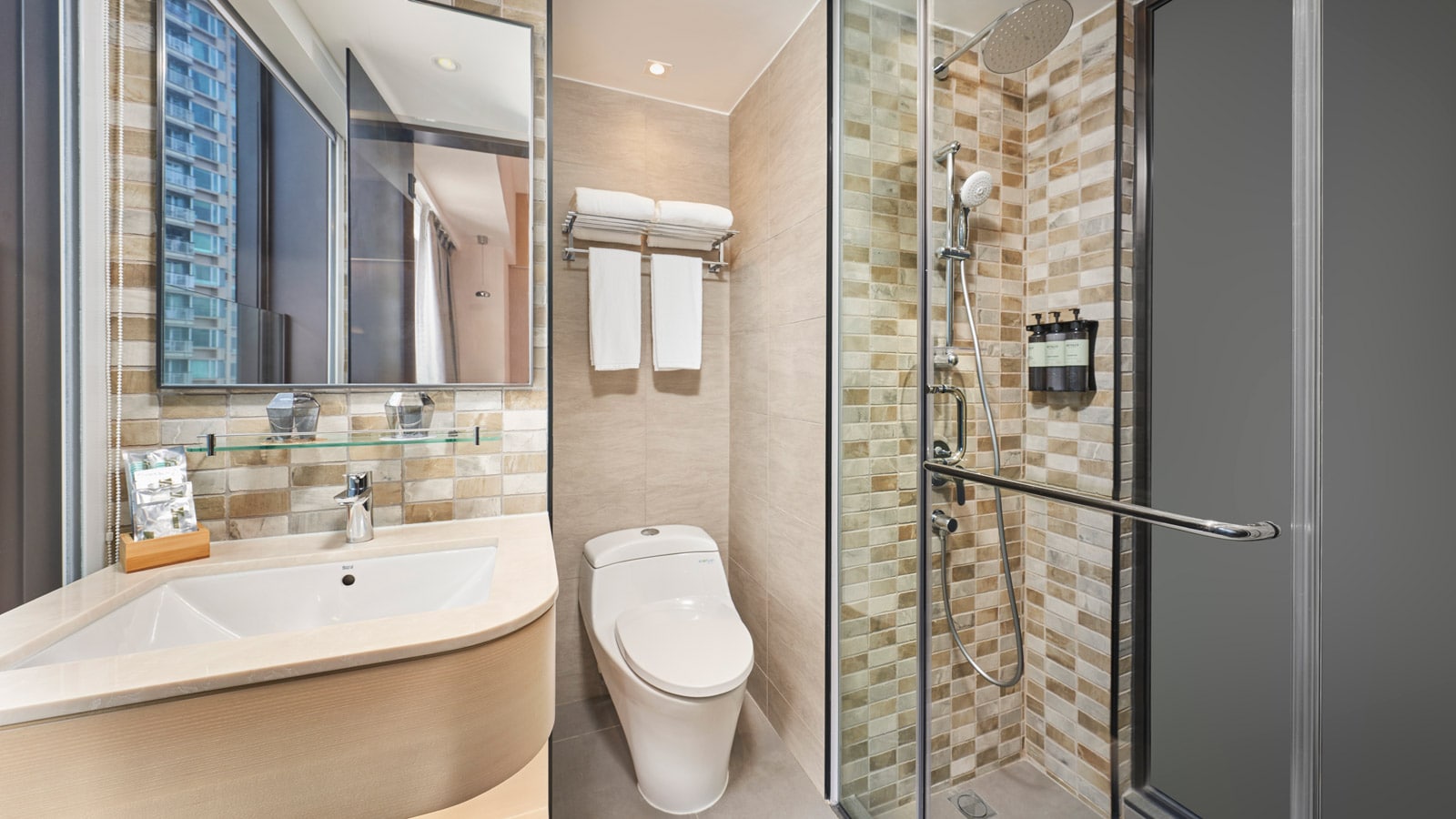 香港麗富酒店 高級客房浴室