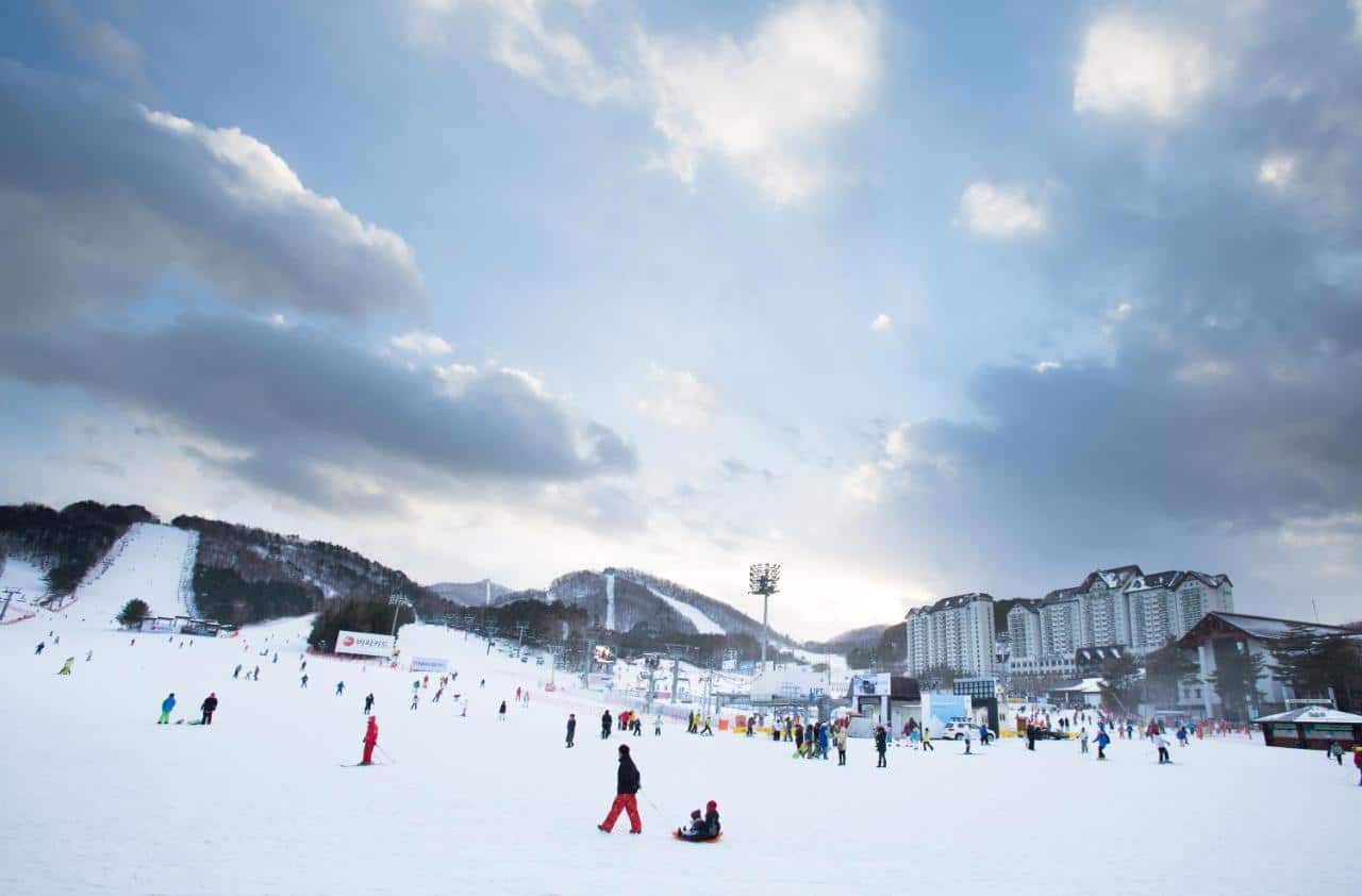 龍平度假村滑雪場